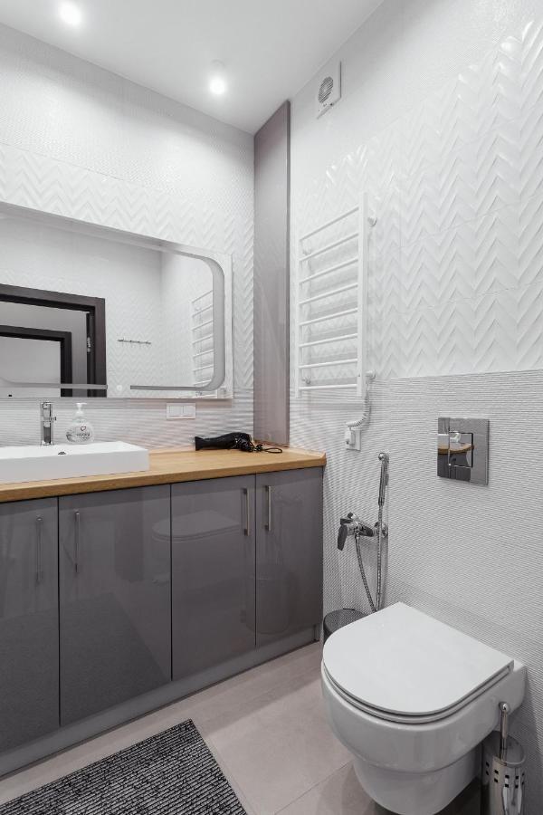 White Apartment In 12 Floor Odessa Zewnętrze zdjęcie