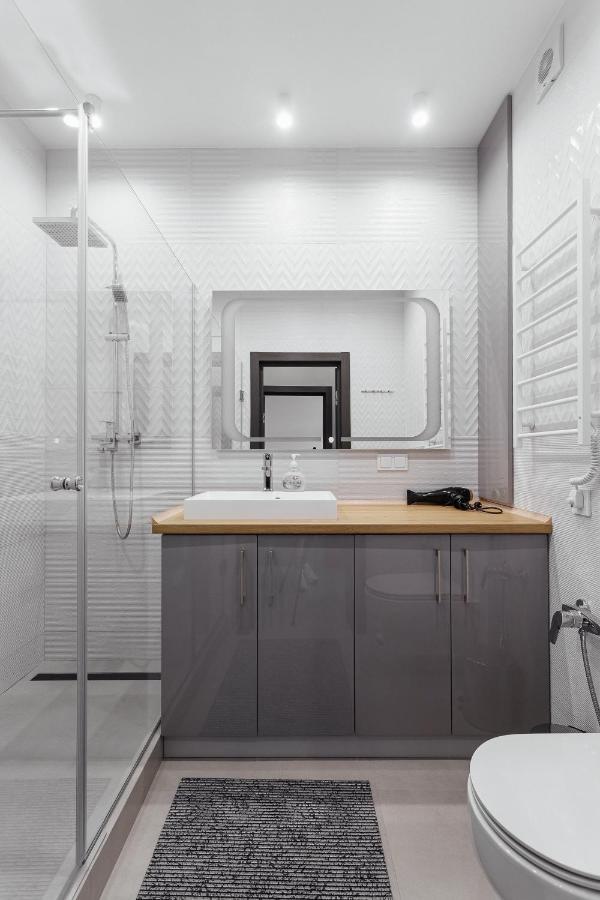 White Apartment In 12 Floor Odessa Zewnętrze zdjęcie